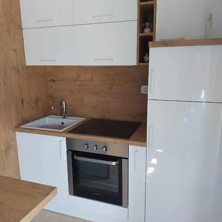 With Parking Space Kraj, Pasman - 335 * Tkon