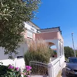 With Parking Space Kraj, Pasman - 335 Appartamento *
