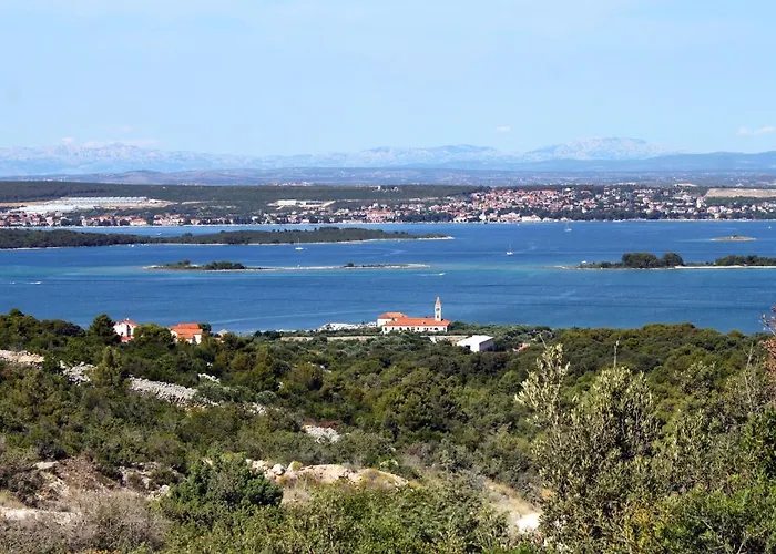 With Parking Space Kraj, Pasman - 335 아파트 트콘